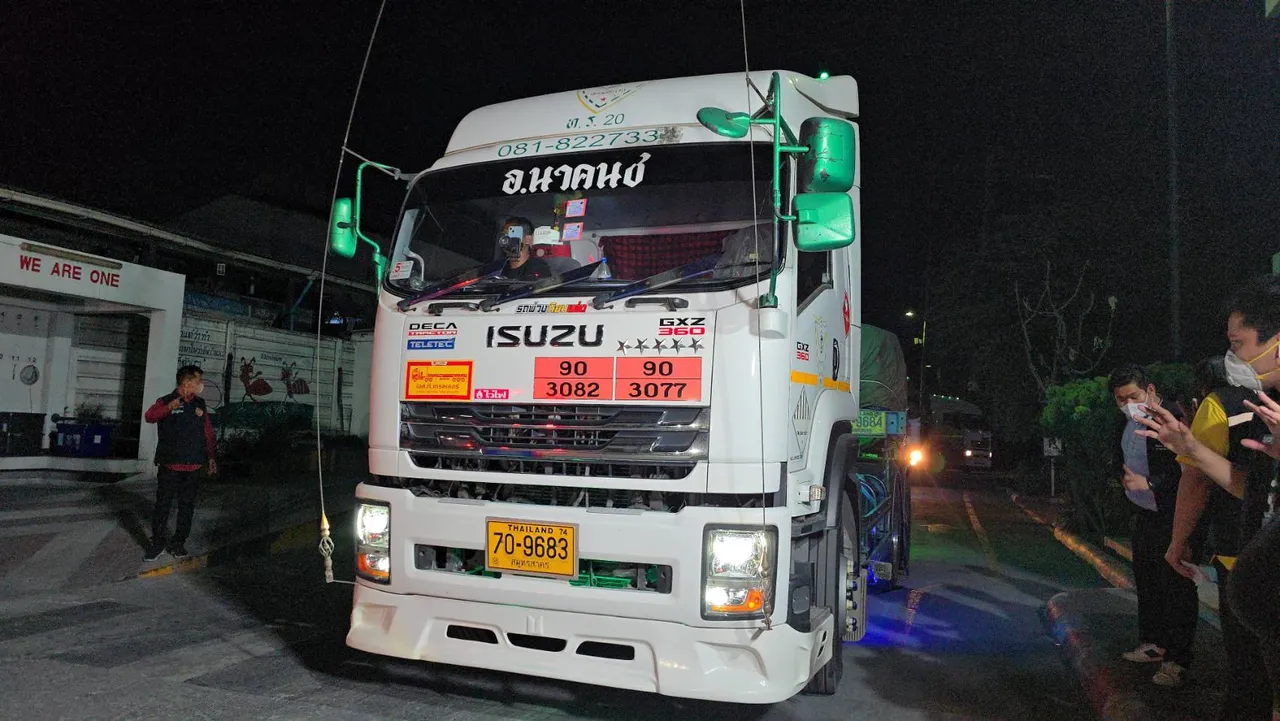 นำรถ 4 คันบรรทุกกากแคดเมียม 112 ตัน จากสมุทรสาคร สู่ จ.ตาก เรียบร้อย