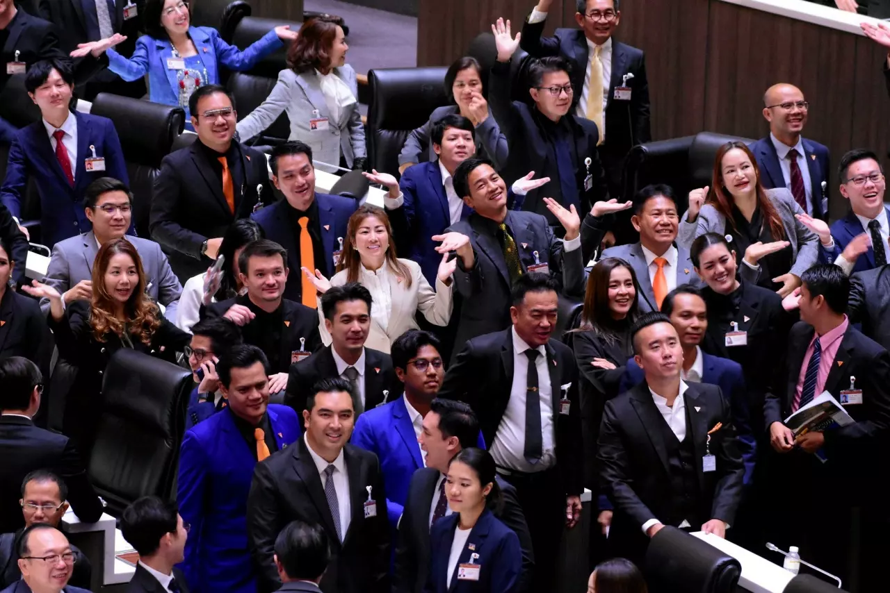 บทพิสูจน์ “วันนอร์” ถูกครหาทำหน้าที่ประธานสภา  ไม่เป็นกลาง จริงหรือ