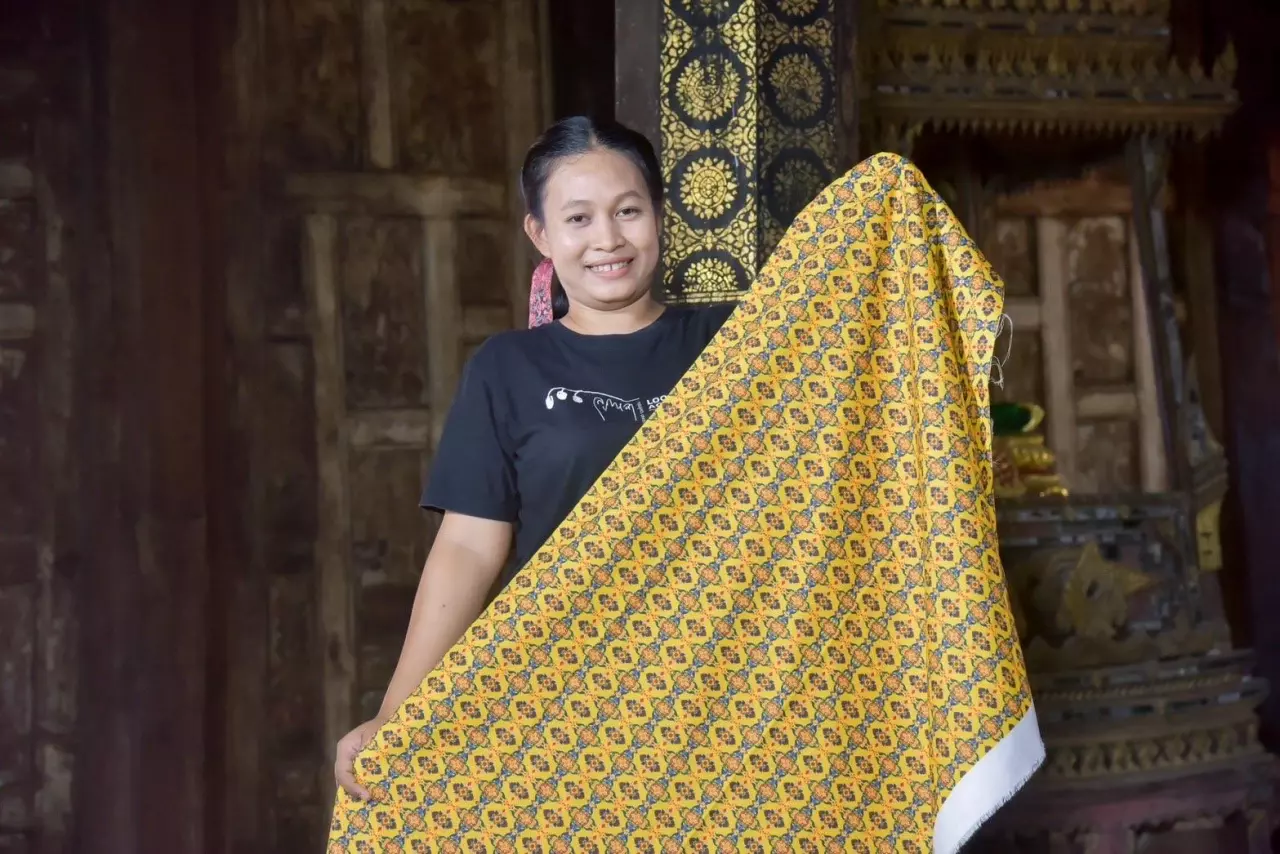 ฟื้นคืนชีพลายโบราณ อายุกว่า 300 ปี “ช่างสกุลเมืองเพชร” ดีไซน์ให้เข้าถึงทุกเจเนอเรชัน