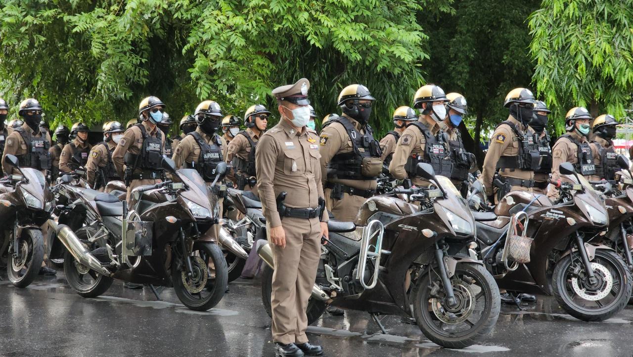 泰国警界枪杀案，推进佛统府整洁警队运动！