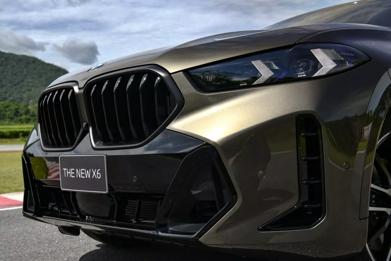 เยอรมันพันธุ์ดุ BMW X6 xDrive40i M Sport LCI 2023 ประกอบไทย ราคา 5,899,000 บาท