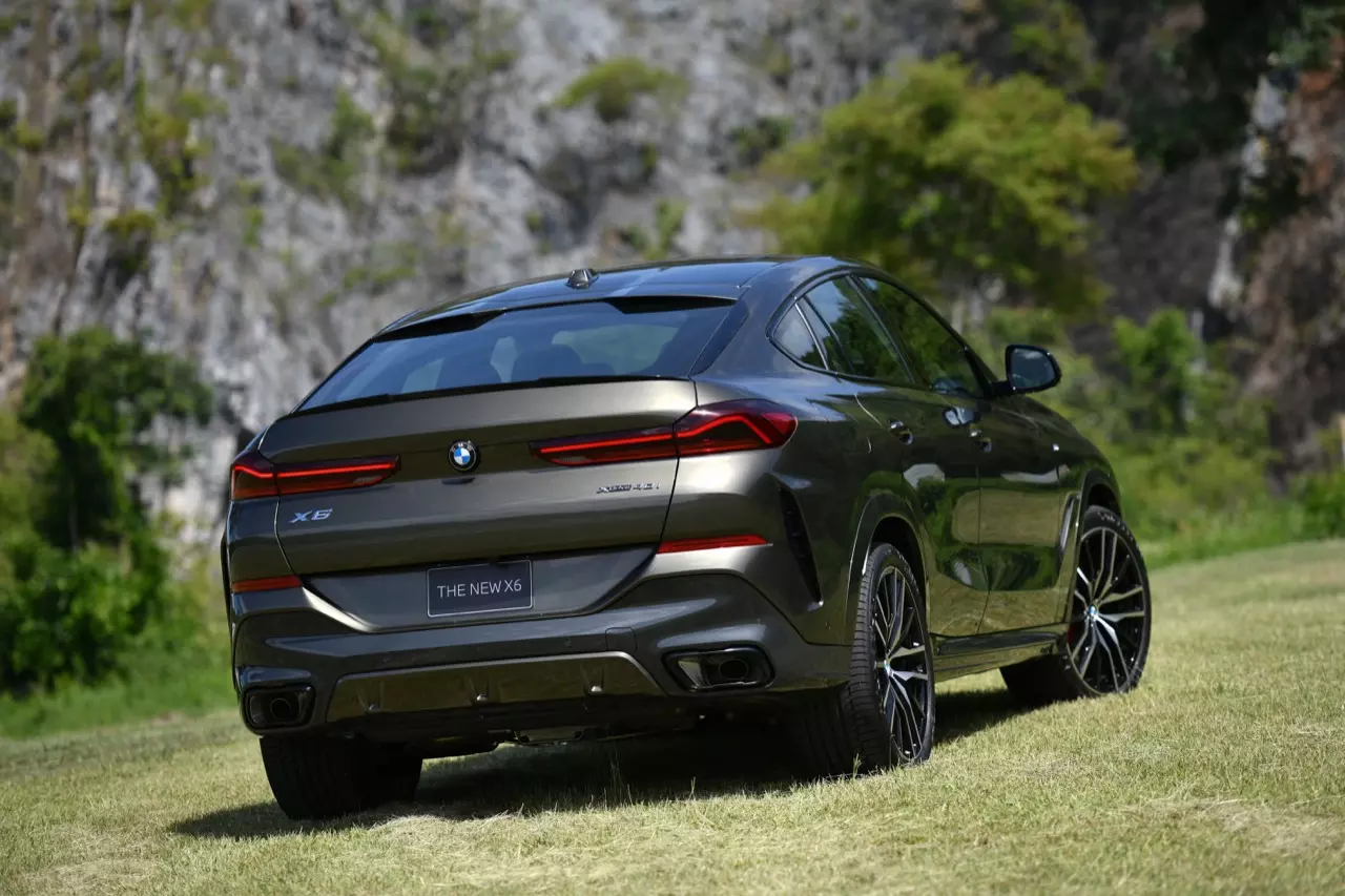 เยอรมันพันธุ์ดุ BMW X6 xDrive40i M Sport LCI 2023 ประกอบไทย ราคา 5,899,000 บาท