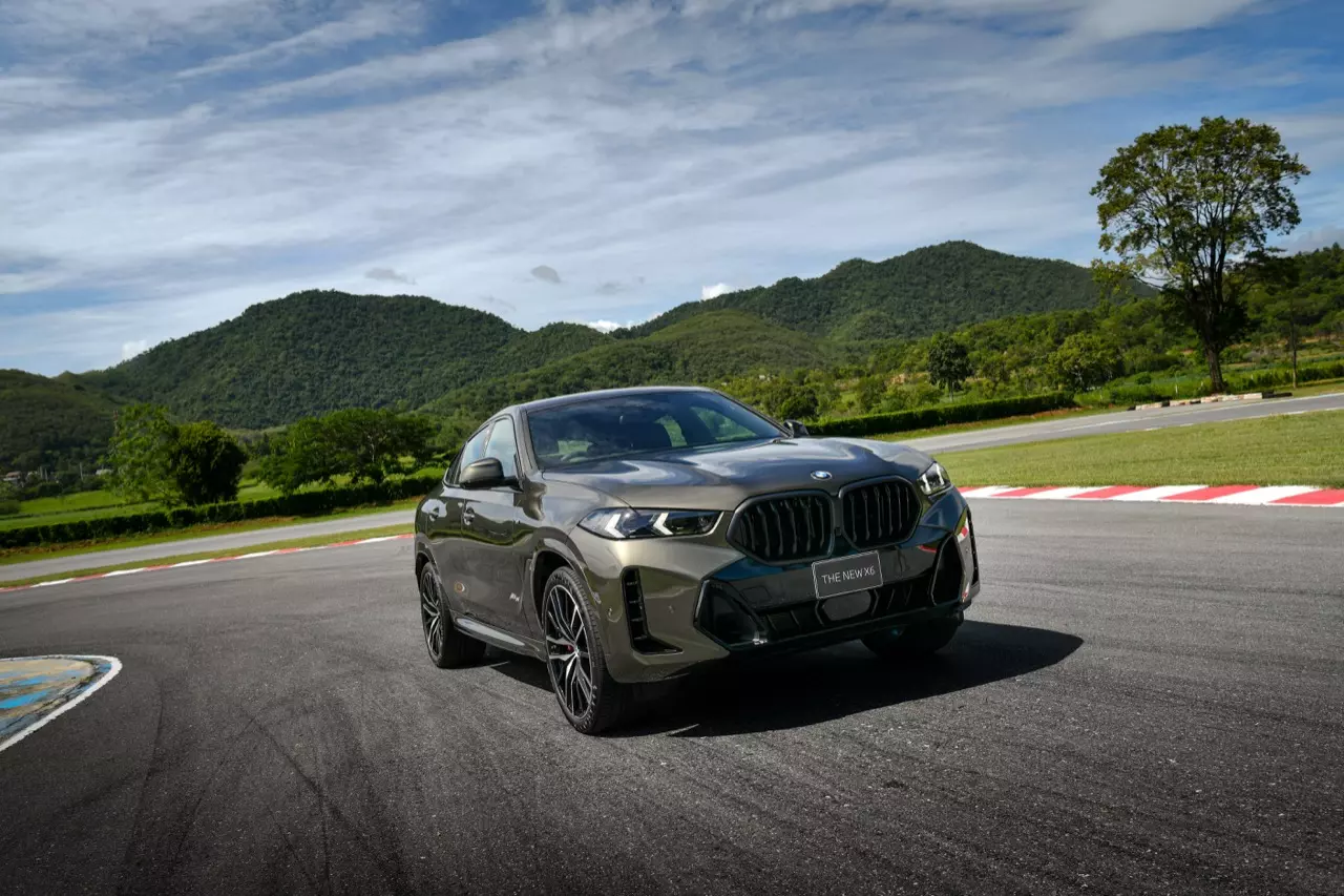 เยอรมันพันธุ์ดุ BMW X6 xDrive40i M Sport LCI 2023 ประกอบไทย ราคา 5,899,000 บาท