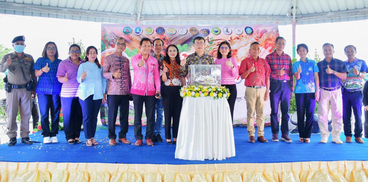 泰国博他仑府举办三水虾节，推广农业旅游！