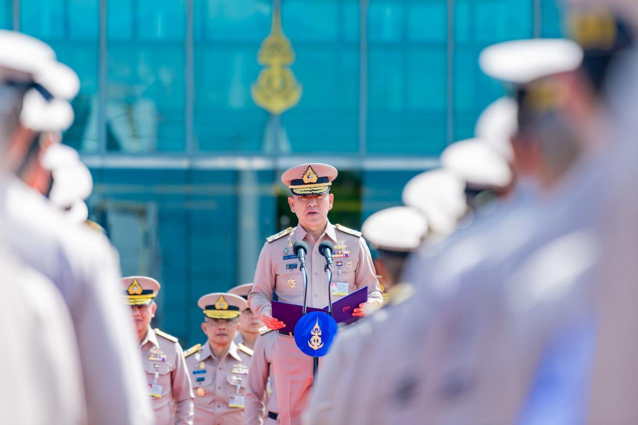 泰国皇家海军总司令告别曼谷地区：祈求爱与团结！