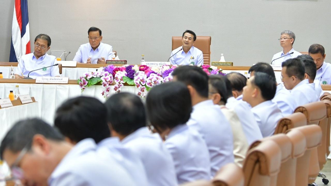 泰国卫生部长崇喃：讲解公共卫生政策，100天内取得具体成果。