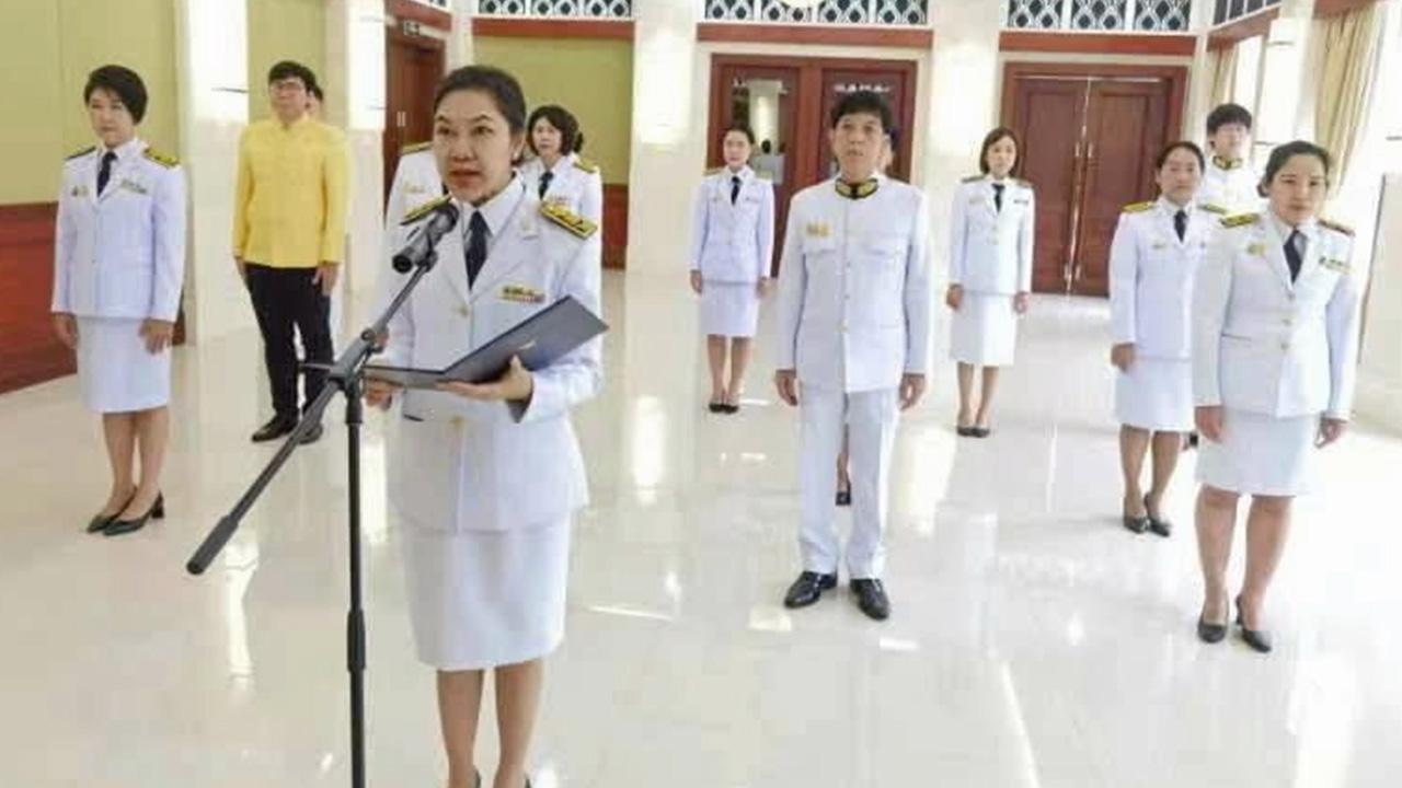 Remembrance - Jiraporn Sudanich, Public Health Officer of Guangzhou, People's Republic of China, led civil servants to join the commemoration of King Rama IX's benevolence on Maharat Nawaminthara Day.  At the Consulate General.