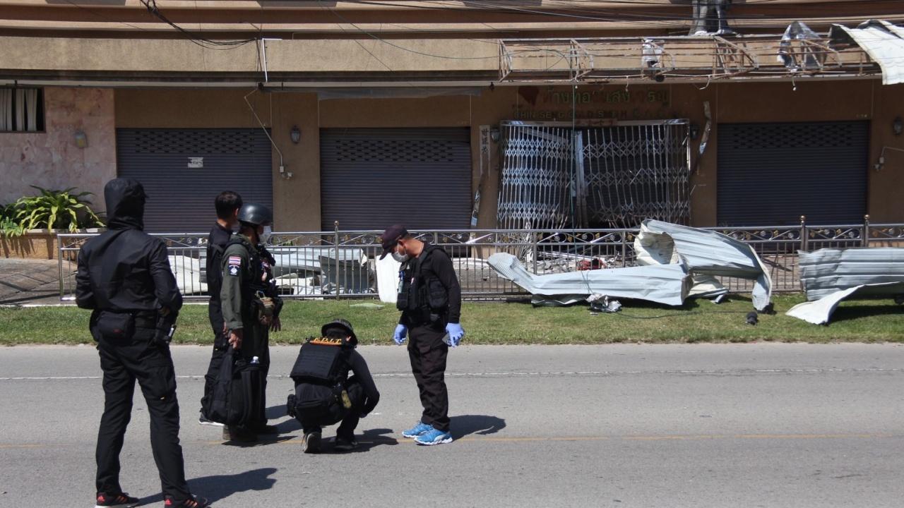 泰国南部歹徒6地点安放10枚炸弹，企图抢劫金店