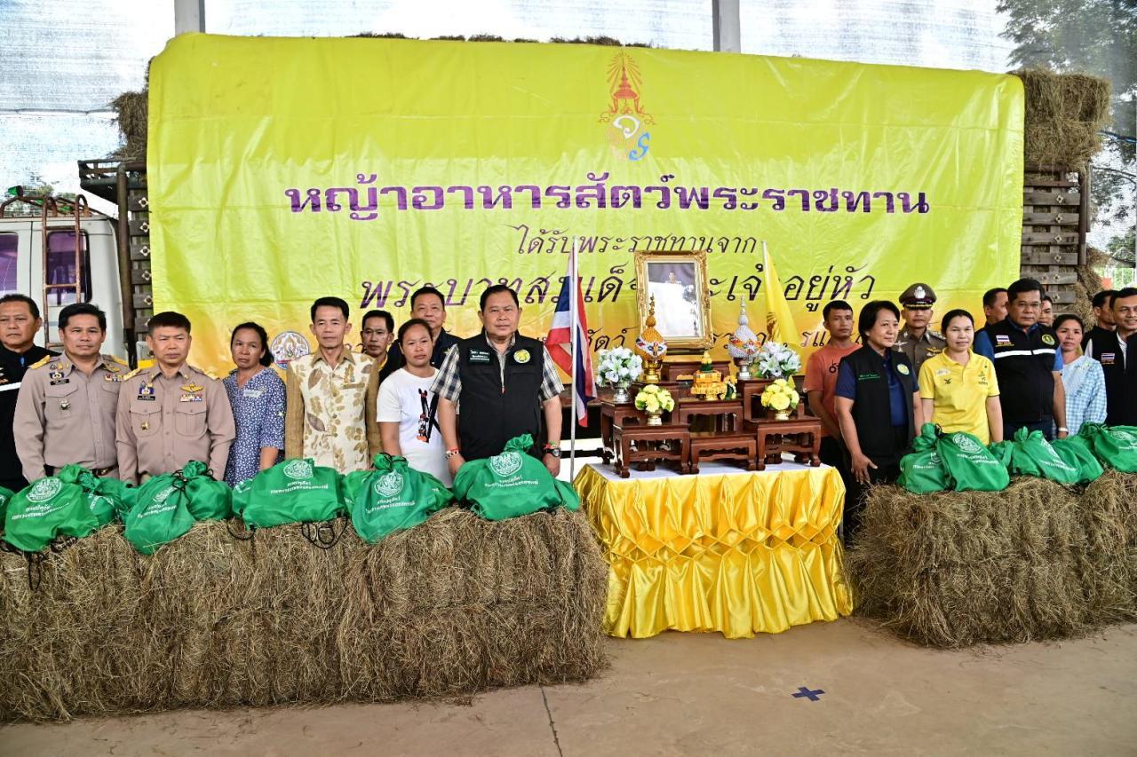 泰国农业部长访问侬巴拉普地区，跟进水资源开发项目