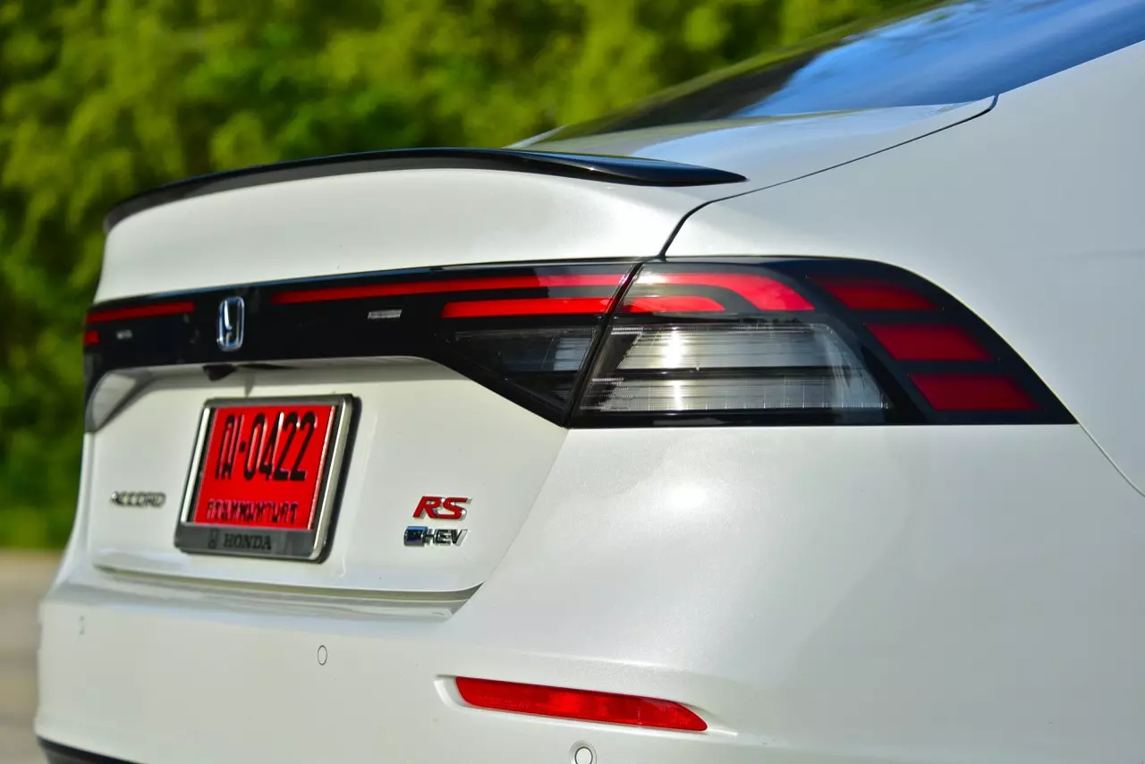 ขับโคตรดี! ทดสอบ HONDA NEW ACCORD RS e:HEV 