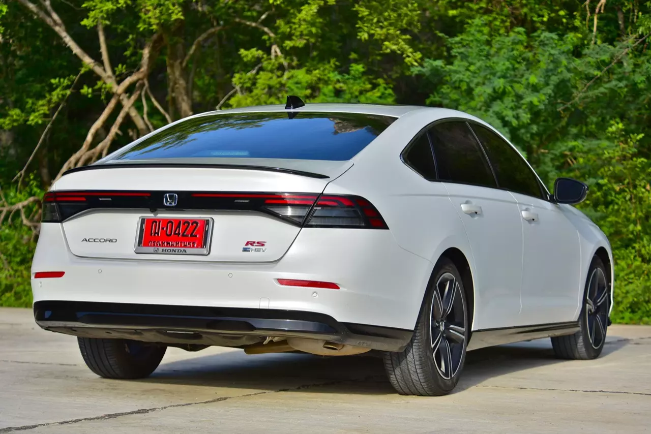 ขับโคตรดี! ทดสอบ HONDA NEW ACCORD RS e:HEV 