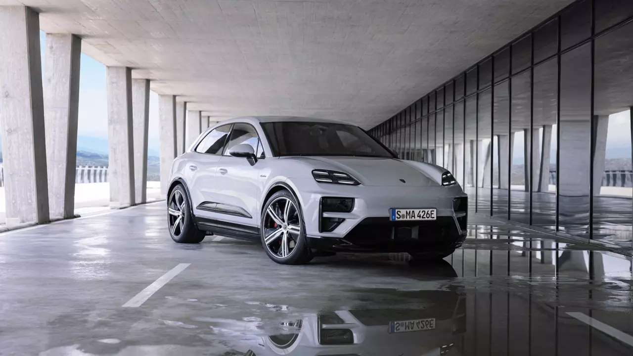 Porsche macan online 2022 electric