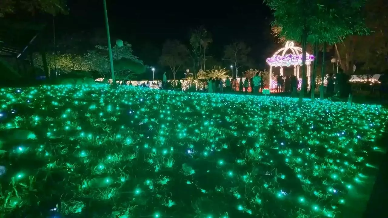 คนแห่ชมงาน มหกรรมบอลลูน ไฟล้านดวง 2024 หนุนการท่องเที่ยวกระตุ้น ศก.เมืองหาดใหญ่