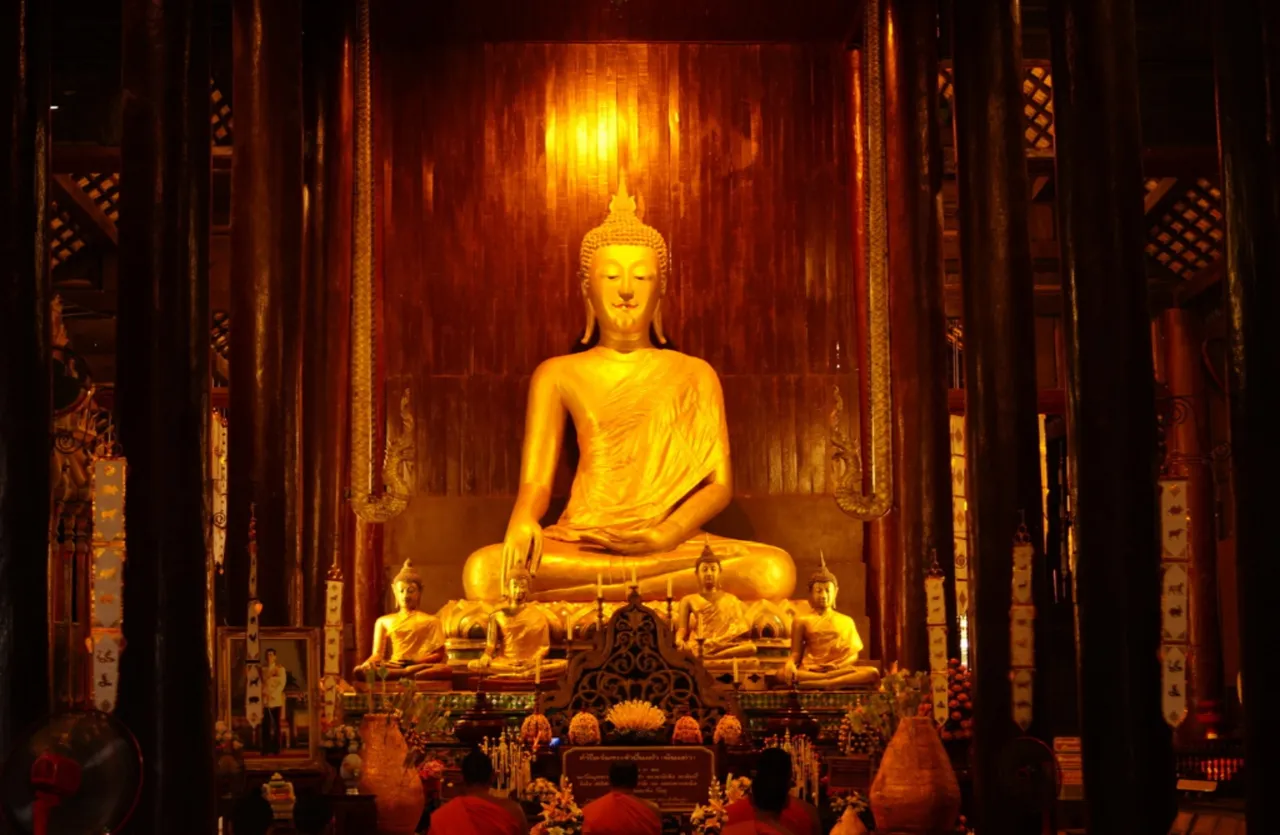 พุทธไม่ใช่พระสงฆ์ ขอพร ยึดติด ไม่ผิด ไร้ศาสนา คือ ปัจเจกแห่งโลก