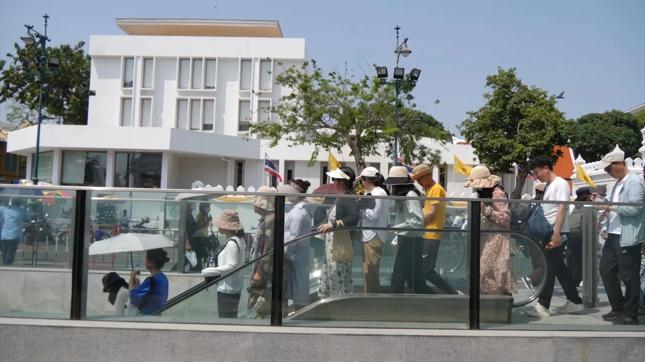 ทัวร์จีนราคาถูกบุกไทย เหยื่อขบวนการหลอกฟันเงิน พาเที่ยวซื้อของแพง-พระเก๊ EP.1