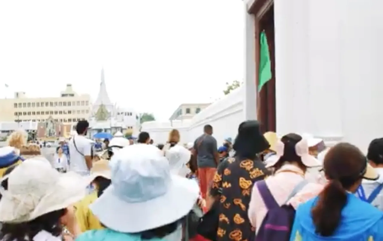 ทัวร์จีนราคาถูกบุกไทย เหยื่อขบวนการหลอกฟันเงิน พาเที่ยวซื้อของแพง-พระเก๊ EP.1