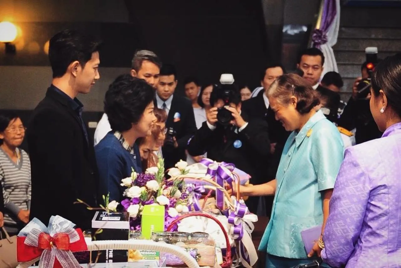 รายได้ 10 ล้าน! สู้ทน 30 ปี ถูกบังคับปลูกถั่วไร้ค่า สู่อาณาจักรแมคคาเดเมีย