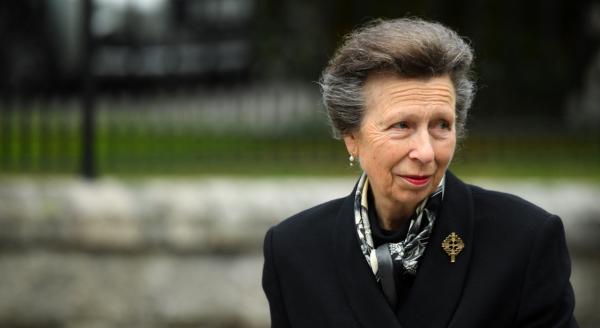 ทำความรู้จัก ใครเป็นใครในราชวงศ์อังกฤษ