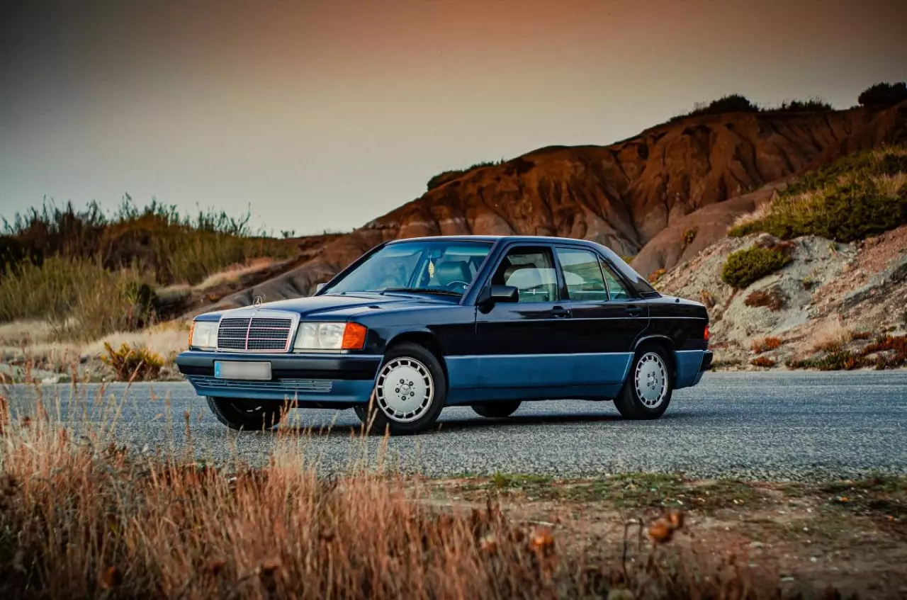 ประกอบไทยราคาดีงาม MERCEDES-BENZ NEW C-CLASS C220D AMG DYNAMIC 