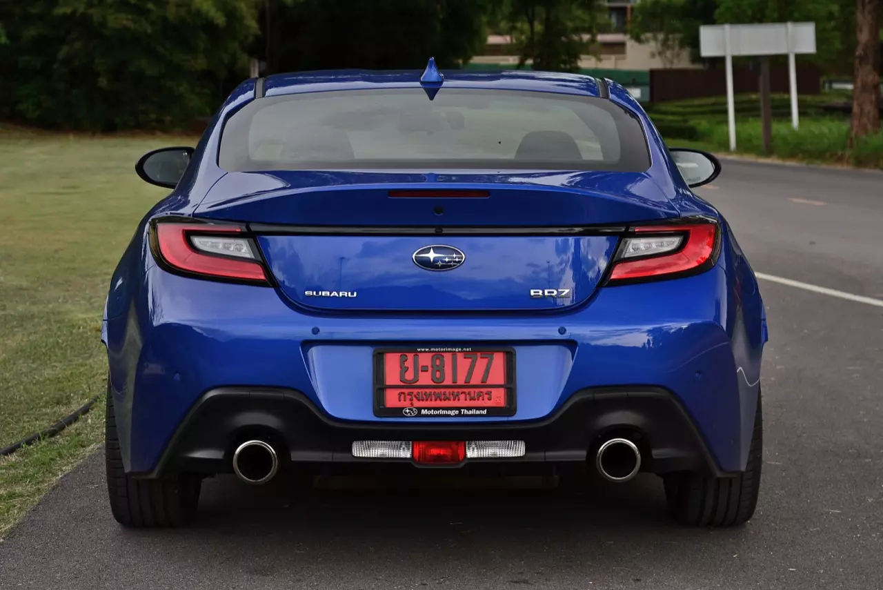 เล็กแต่ร้าย ทดสอบ SUBARU NEW BRZ EYESIGHT 6AT