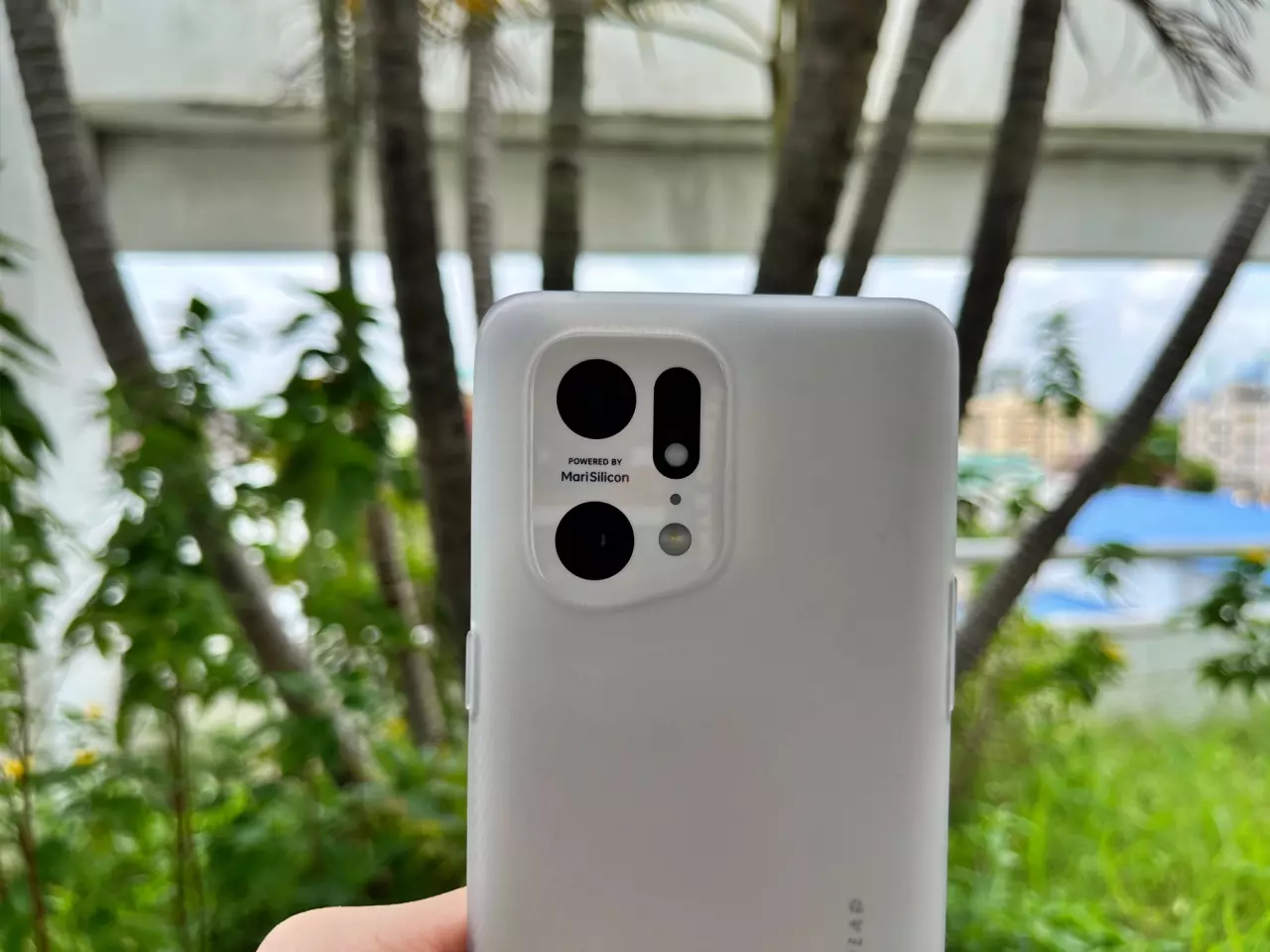 รีวิว OPPO Find X5 Pro 5G - สมาร์ทโฟนไฮเอนด์ กล้องสวย ลูกเล่นเยอะ