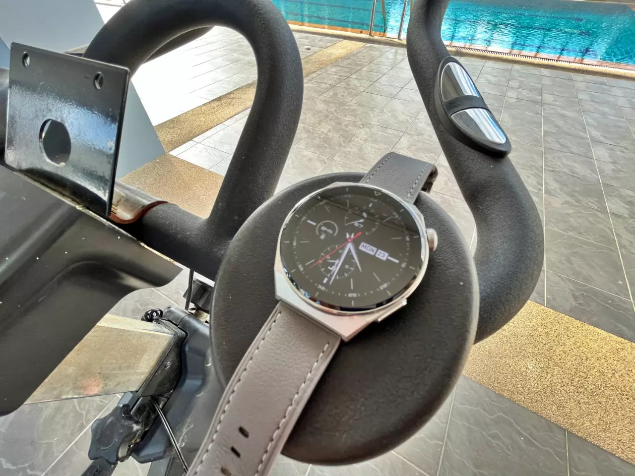 รีวิว Huawei Watch GT3 Pro - นาฬิกาอัจฉริยะเรือนหรู พกพาฟีเจอร์ออกกำลังกายอีกเพียบ