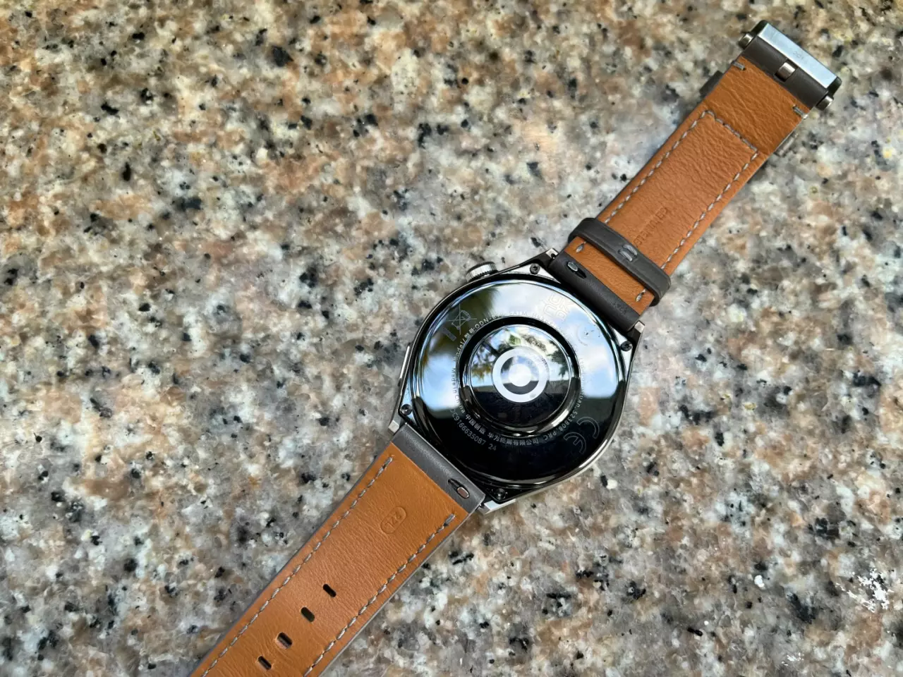 รีวิว Huawei Watch GT3 Pro - นาฬิกาอัจฉริยะเรือนหรู พกพาฟีเจอร์ออกกำลังกายอีกเพียบ