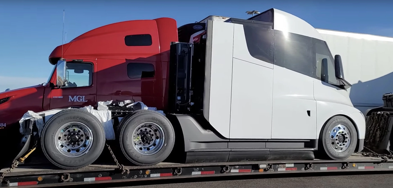 600 800 Tesla Semi
