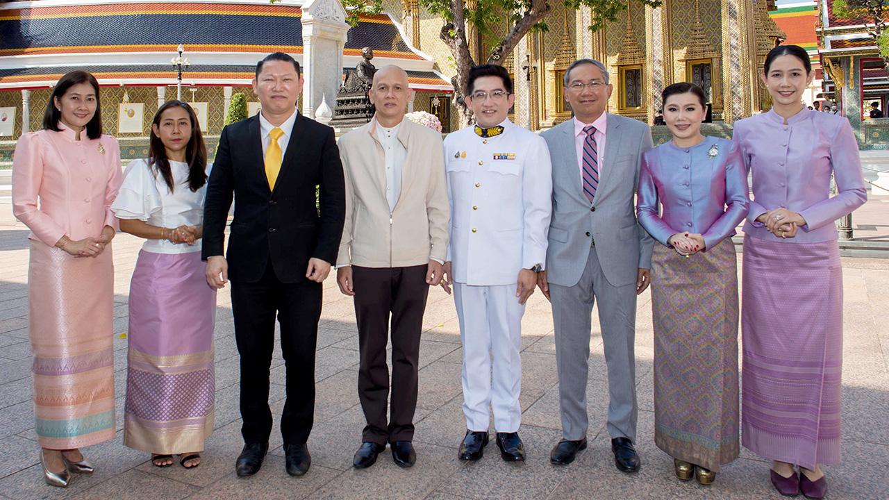 ผู้ว่าฯ กทม. มาร่วมฉลองความสุขส่งท้ายปีในงาน “central wOrld Bangkok Countdown 2023”