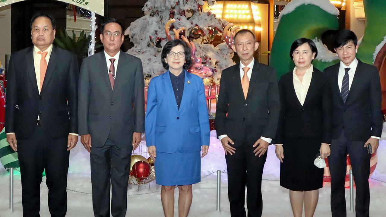 "ต่อศักดิ์ โชติมงคล" ลงตรวจเซ็นทรัลเวิลด์เช็คความปลอดภัยช่วงปลายปี