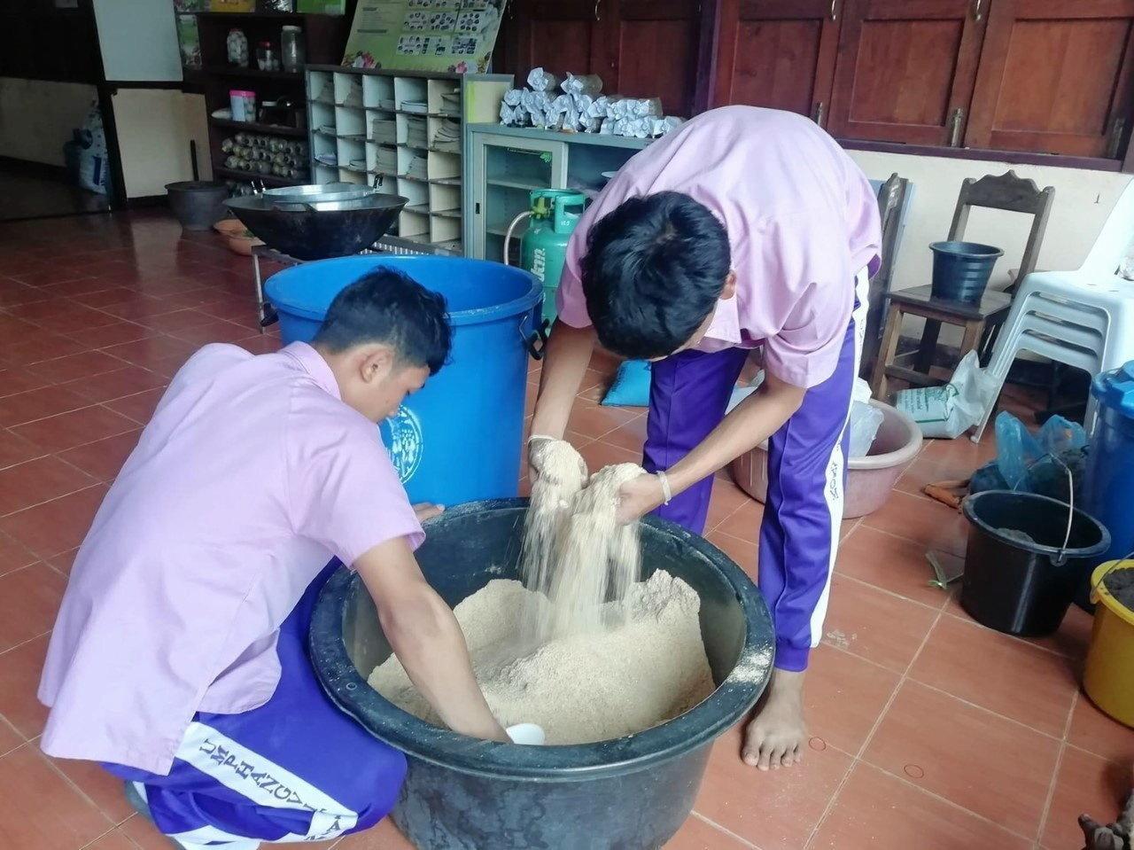 ศธ.ปัดฝุ่นสถานศึกษาจัดการเรียนการสอนหลักสูตร "ทวิศึกษา" อย่า…ใช้เด็กเป็นหนูทดลอง