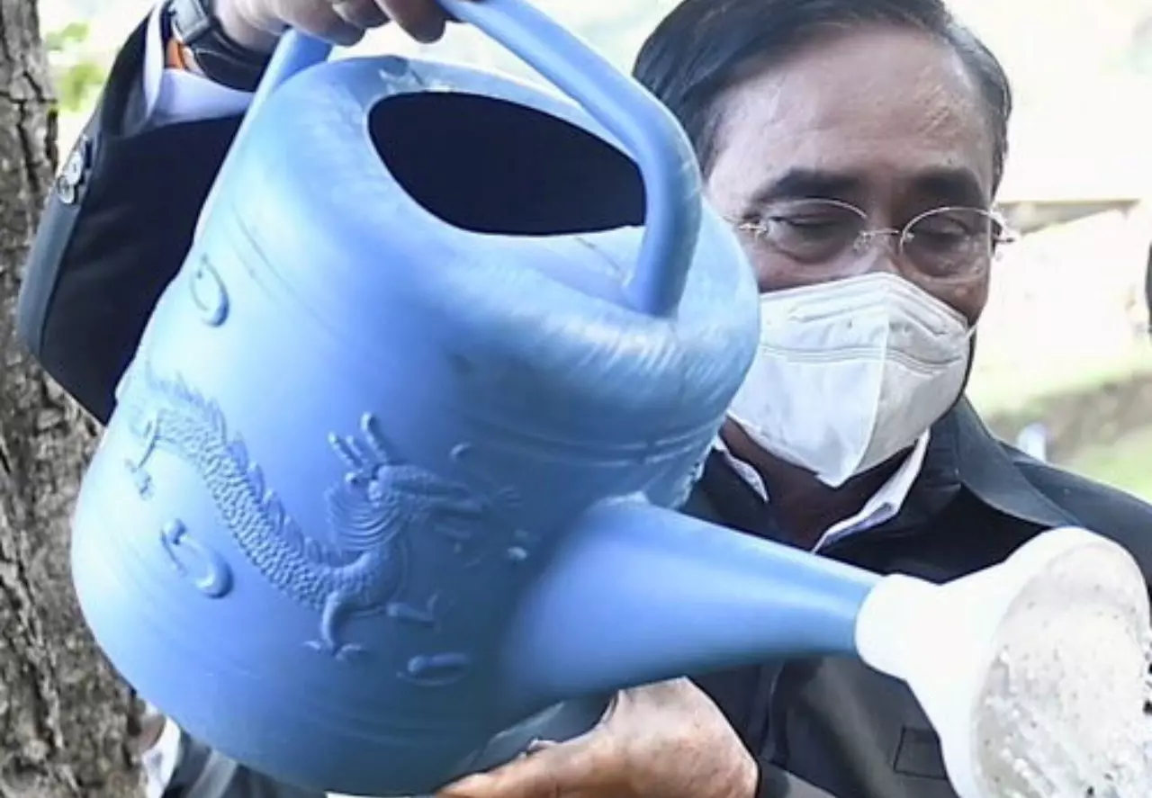 คะแนนผลงานรัฐบาลลุงตู่ ปี 65 ที่มาฉายา "ลุงตู่อยู่ยาว-เรือยุทธ์อับปาง" 