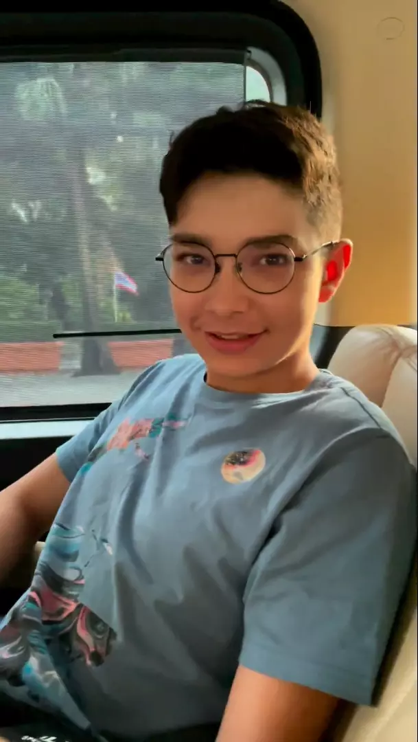 น้องฮาร์เปอร์ ลูกชาย ฮิวโก้-ฮาน่า ยิ่งโตยิ่งหน้าคมเข้ม หล่อใจละลาย