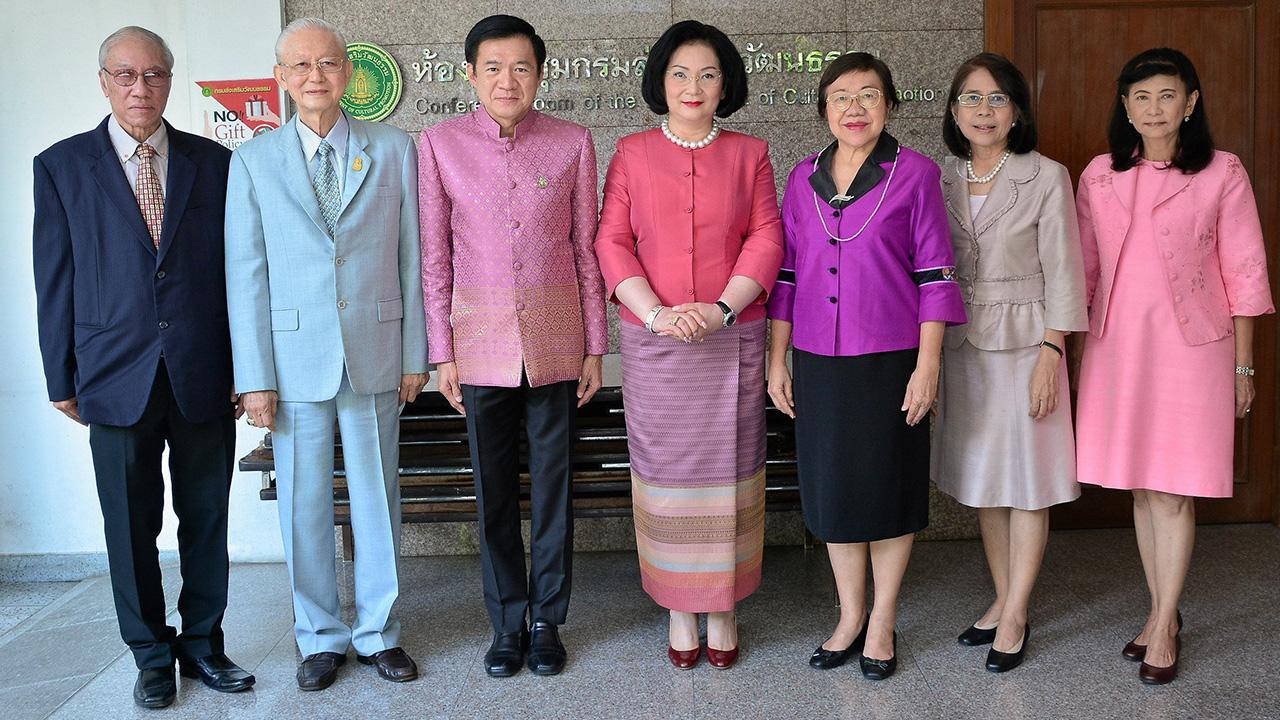 ปาริชาติ วีระเสถียร มอบเงินให้มูลนิธิคีนันแห่งเอเชีย ในโอกาสครบรอบ 150 ปี ชิเซโด้ กรุ๊ป