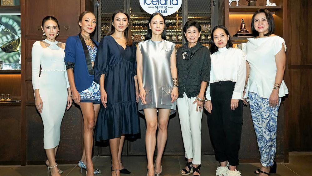 ประจักษ์-ละออ และ ร.ท.พญ.ปิยะชนก ตั้งคารวคุณ มอบถุงยังชีพช่วยเหลือผู้ประสบอุทกภัย