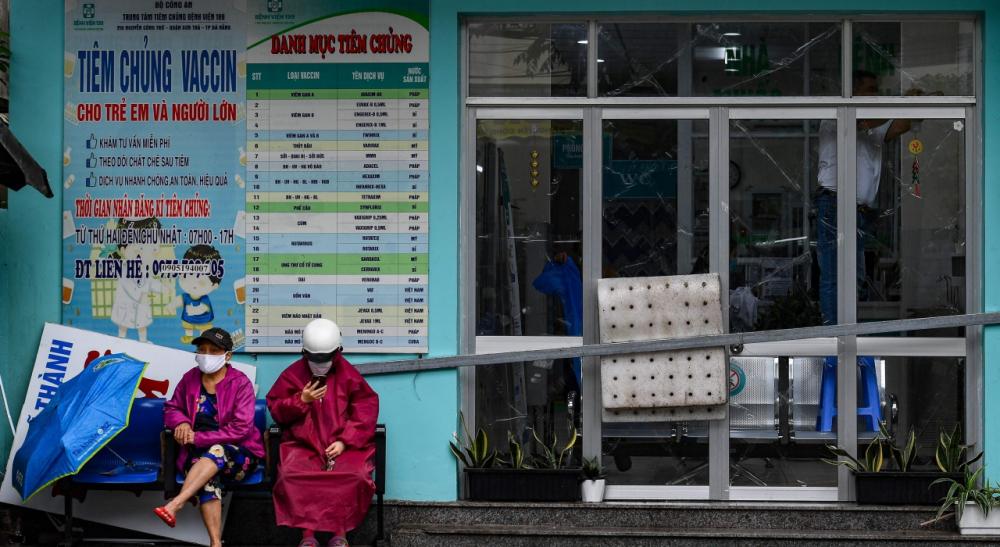 เวียดนามสั่งเร่งอพยพ รับมือไต้ฝุ่นโนรูทวีกำลังแรง