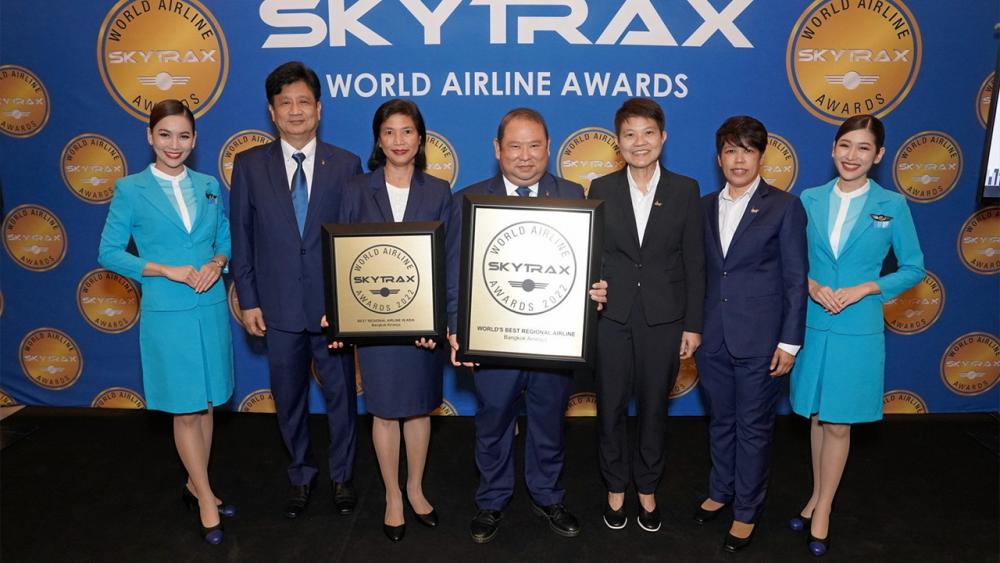 "สุทธิธรรม จิราธิวัฒน์" มอบทุนการศึกษาในโครงการนำร่อง FUNTASTIC ENGLISH CLASS