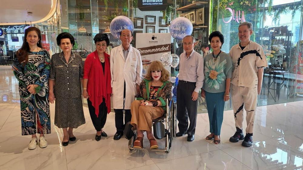 "สุทธิธรรม จิราธิวัฒน์" มอบทุนการศึกษาในโครงการนำร่อง FUNTASTIC ENGLISH CLASS