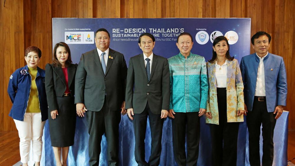 มอบรางวัล "SX Shaper Award 2022" ให้ทีมอาสาสมัครสาธารณสุขประจำหมู่บ้าน