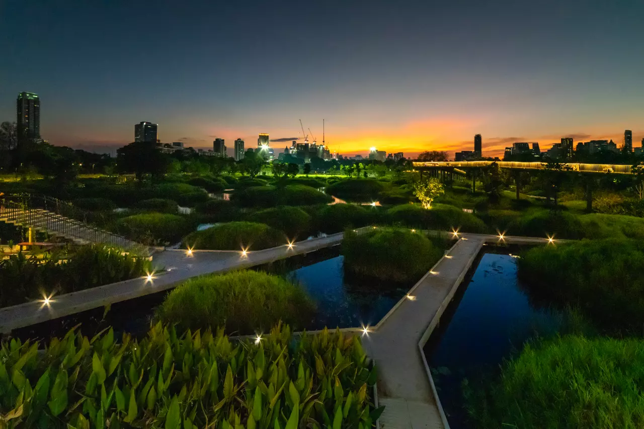 20 สถานที่ถ่ายรูปรับปริญญา 2565 เดินทางง่าย ได้รูปสวยไม่ซ้ำ