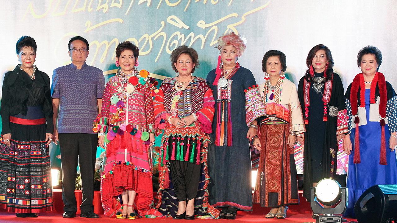 "สุริยน ศรีอรทัยกุล" ชวนเพื่อนสนิทร่วมเซอร์ไพรส์ฉลองวันเกิดให้ "อสิตา วิมลไชยจิต"