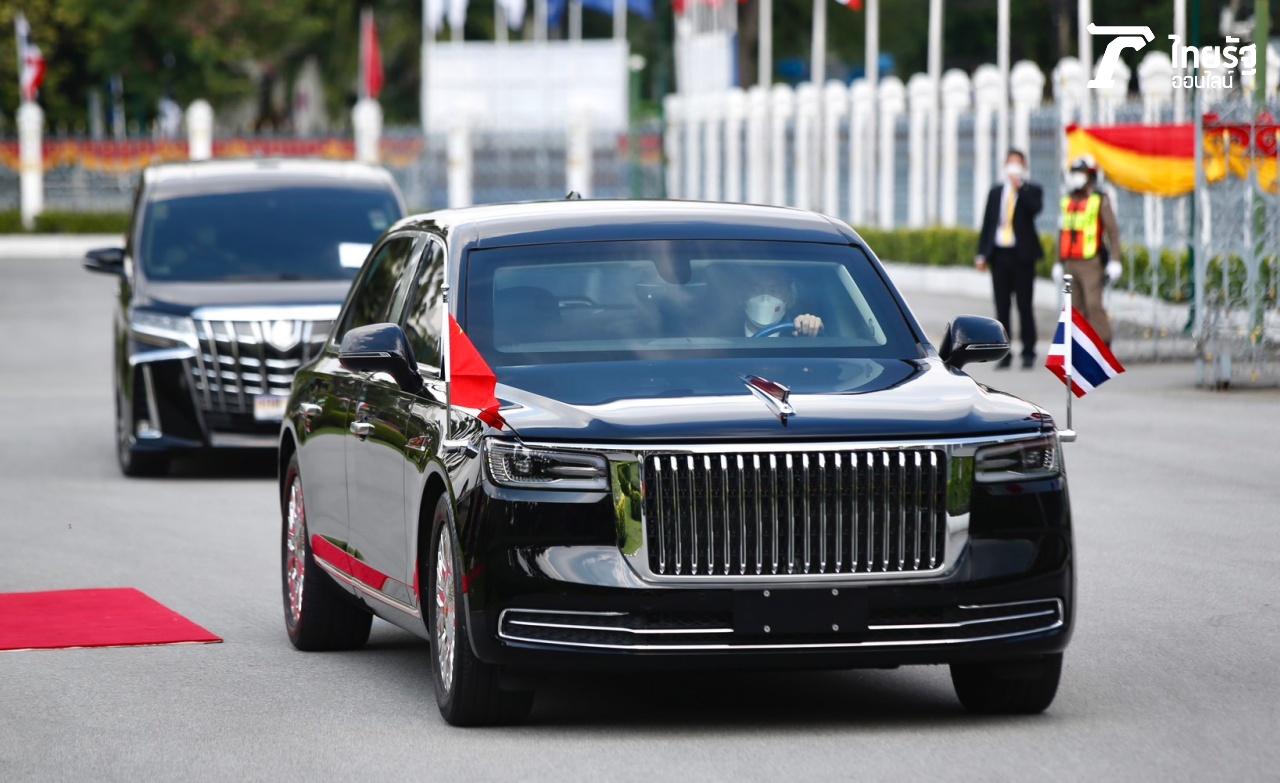 HONGQI รุ่น N 701 รถยนต์ที่ท่านผู้นำจีนมั่นใจ เดินทางมาไกลด้วยกัน (ภาพ : วัชรชัย คล้ายพงษ์)