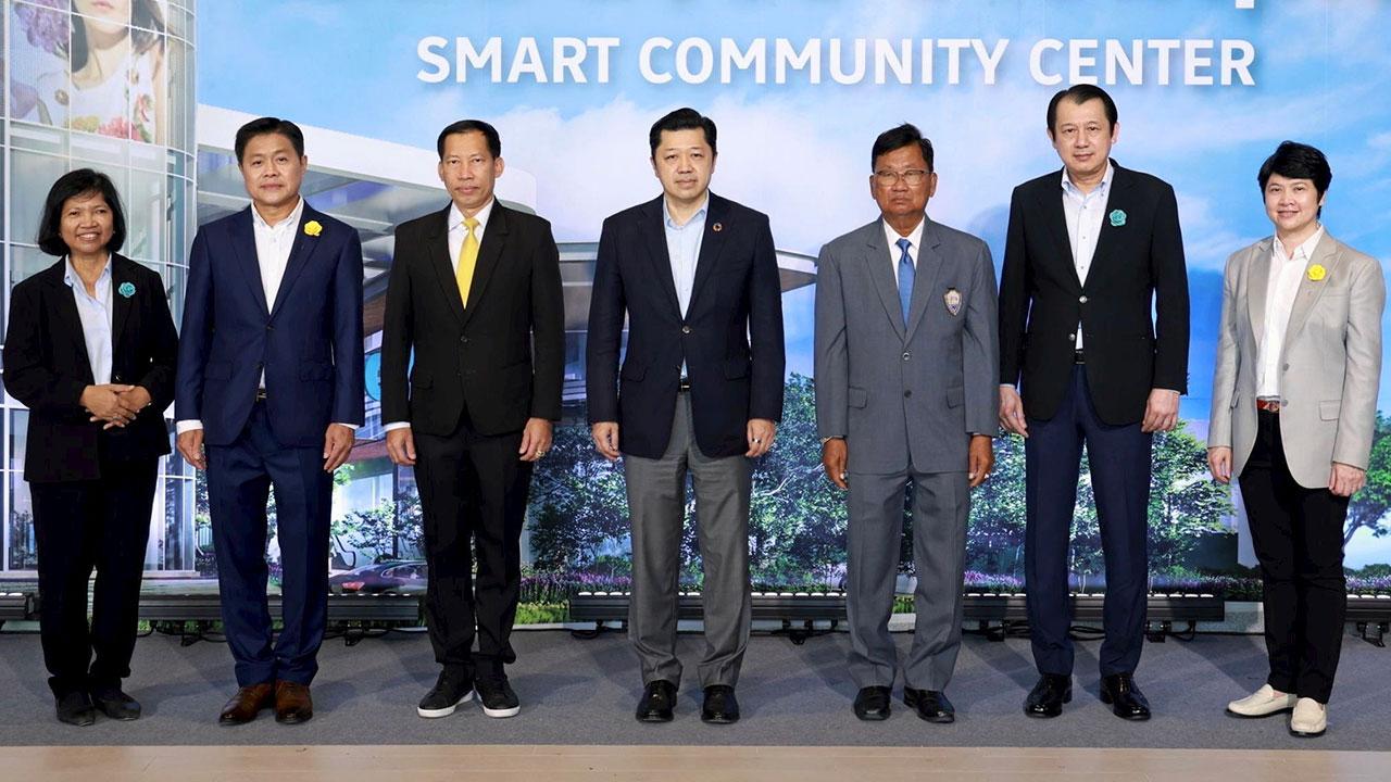 "อัครรัฐ วรรณรัตน์" จัดนิทรรศการแสดงศิลปะภาพถ่ายเชิงสร้างสรรค์