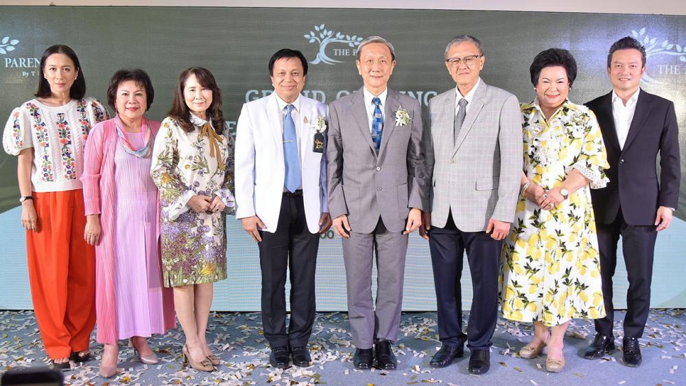 "ณัฐ ครุฑสูตร" เป็นประธานในงาน “ลอยกระทงบนสายนํ้าแห่งความเจริญรุ่งเรือง”