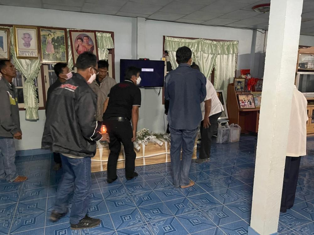 Teacher Bam's funeral arrives in his hometown of Phetchabun sad family Crying will be suffocating