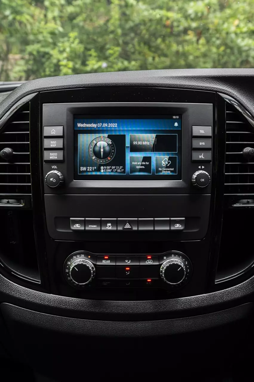 ประกอบนอกราคาดีงาม Mercedes-Benz Vito 119 CDI Tourer Select