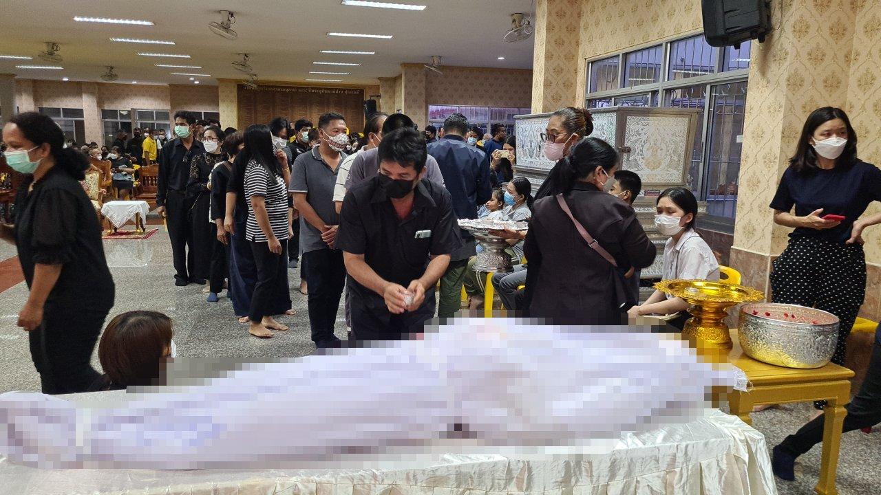 Watering the bodies of 3 railway officials killed in a railway explosion in Songkhla at Khok Samankhun Temple