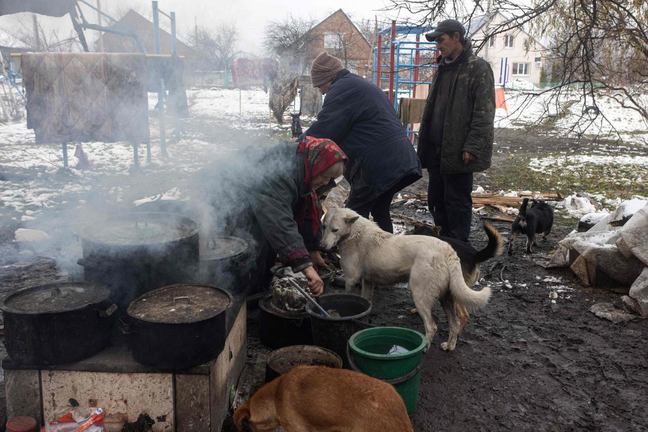 ฤดูหนาวที่หนาวเหน็บยิ่งกว่าเดิมของยูเครน หลังรัสเซียทำลายระบบไฟฟ้า