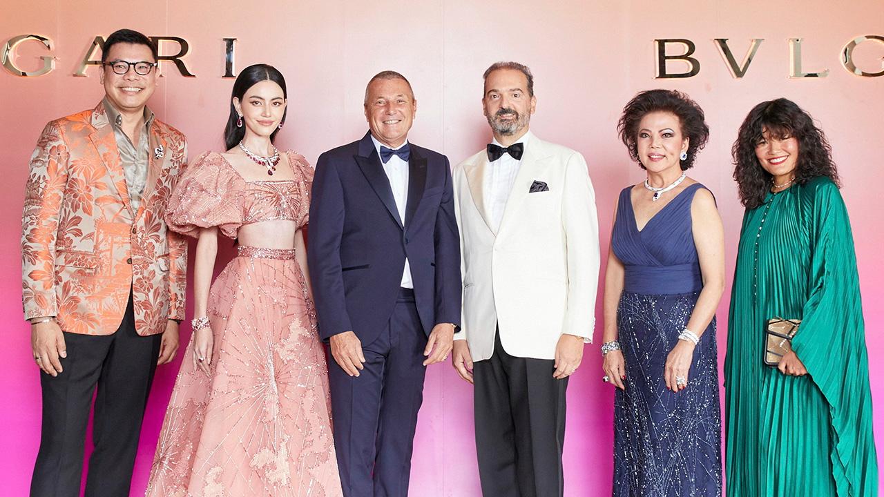 ประจักษ์-ละออ ตั้งคารวคุณ มอบทุนการศึกษาสำหรับนักศึกษาแพทย์สตรีชนบท รุ่นที่ 2