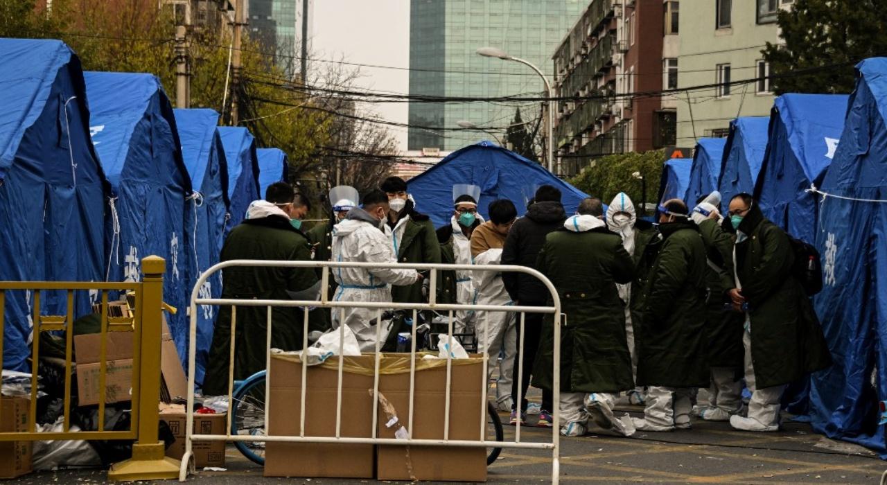 ส่องเหตุผล จีนไม่มูฟออนจากนโยบาย "ซีโร่ โควิด" ขณะที่ทั่วโลกพยายามกลับสู่ปกติ